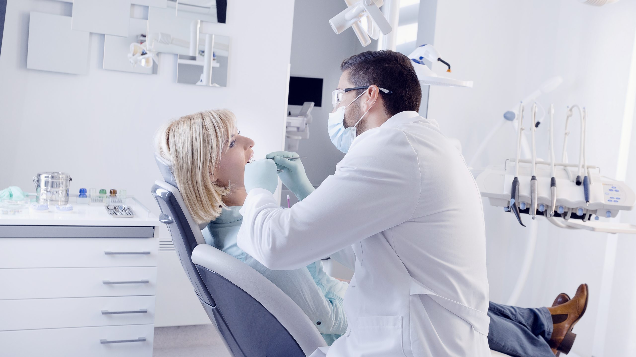 Dentist in Hobe Sound, FL